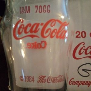 🆕Vintage1984 Coke glasses,20oz made in 🇺🇸USA
(In Original box from manufacturer)